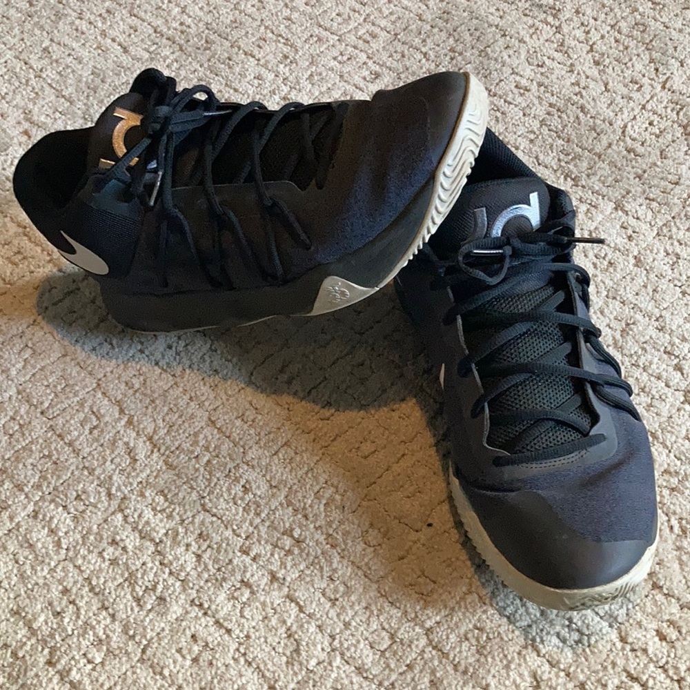 Used Kevin Durant sneakers